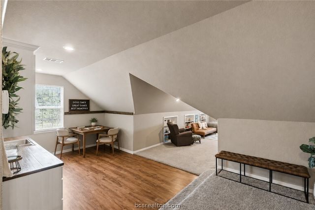 9669 Woodview Drive, College Station, TX 77845