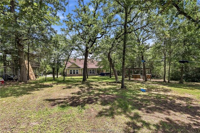 9669 Woodview Drive, College Station, TX 77845