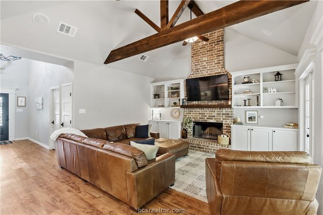 9669 Woodview Drive, College Station, TX 77845