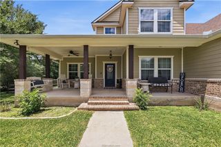 9669 Woodview Drive, College Station, TX 77845