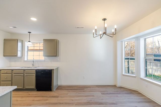 1729 Oxford Place, Springdale, AR 72764