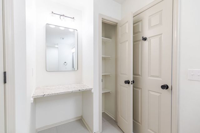 1729 Oxford Place, Springdale, AR 72764