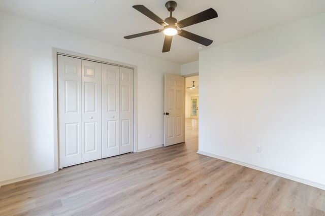 1729 Oxford Place, Springdale, AR 72764