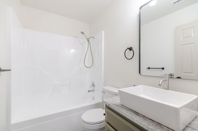 1729 Oxford Place, Springdale, AR 72764