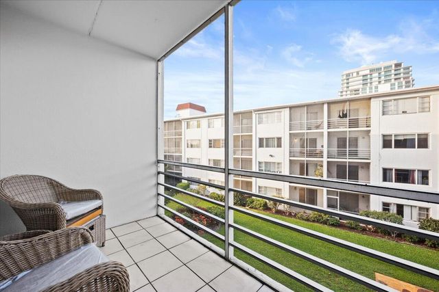 4500 N Flagler Drive D16, West Palm Beach, FL 33407