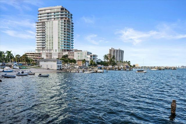 4500 N Flagler Drive D16, West Palm Beach, FL 33407