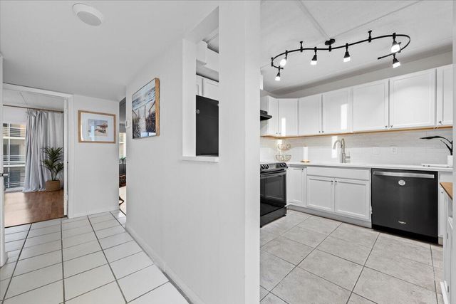4500 N Flagler Drive D16, West Palm Beach, FL 33407
