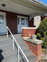 703-b N Main Street B, Crown Point, IN 46307