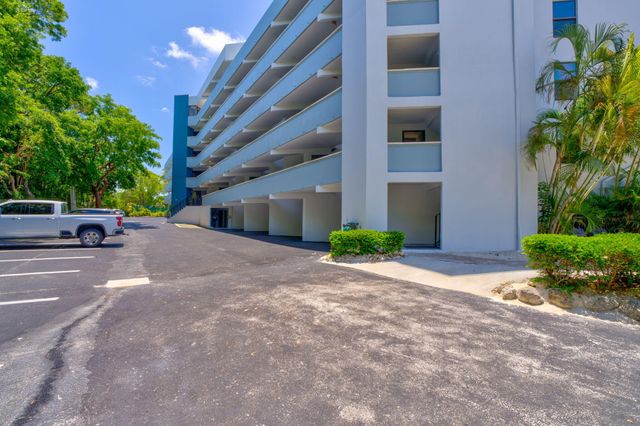 104350 Overseas Hwy Apt B203, Key Largo, FL 33037