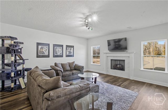 912 Meloney Drive, Hinesville, GA 31313