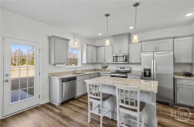 912 Meloney Drive, Hinesville, GA 31313