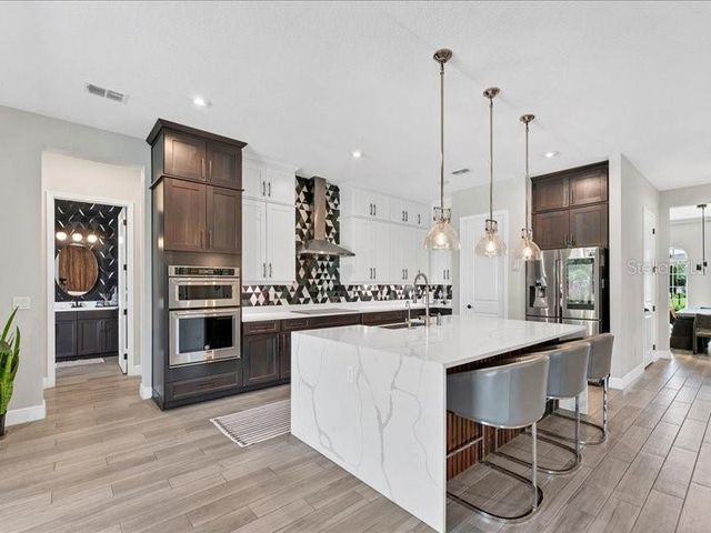 8408 LUDINGTON CIRCLE, Orlando, FL 32836