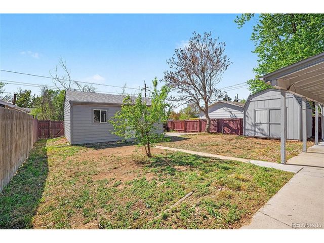 1785 Florence St, Aurora, CO 80010