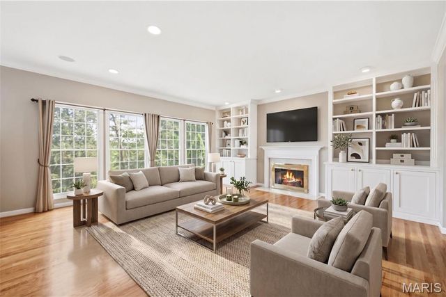 604 Wyndham Crossings Circle, Des Peres, MO 63131