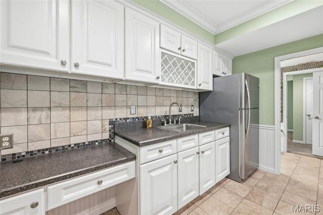 604 Wyndham Crossings Circle, Des Peres, MO 63131