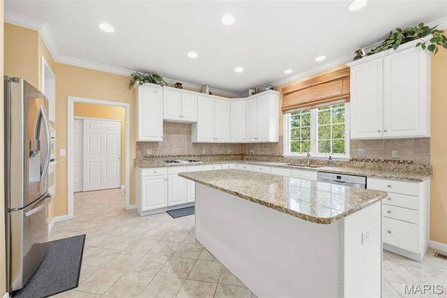 604 Wyndham Crossings Circle, Des Peres, MO 63131