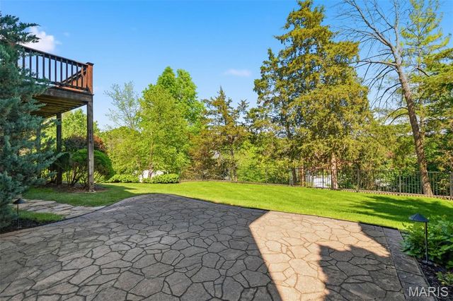 604 Wyndham Crossings Circle, Des Peres, MO 63131