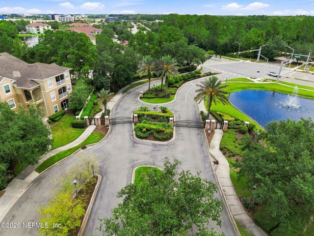 7990 BAYMEADOWS Road E 201, Jacksonville, FL 32256