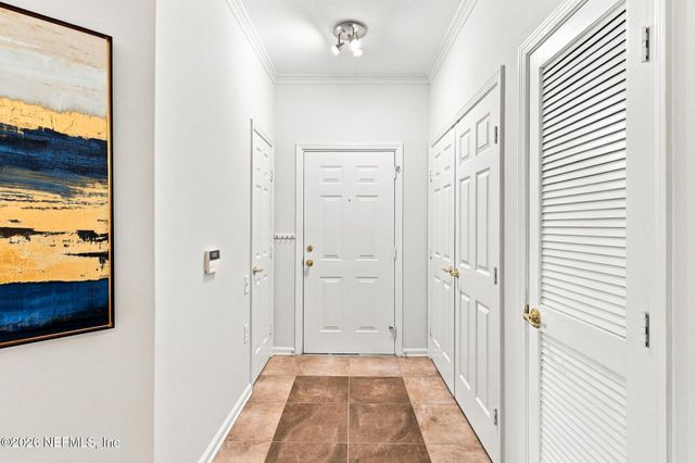 7990 BAYMEADOWS Road E 201, Jacksonville, FL 32256