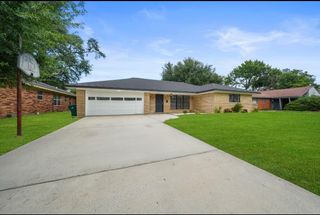 712 Arion Lane, Pasadena, TX 77502