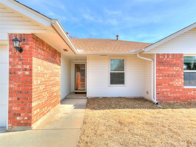 1316 Greenfield Drive, Edmond, OK 73012