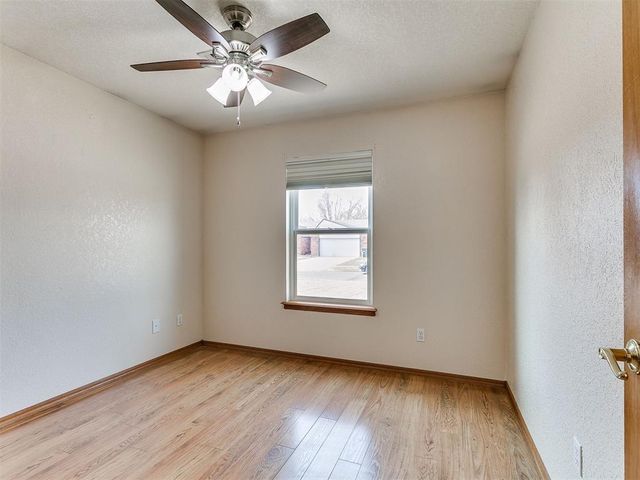 1316 Greenfield Drive, Edmond, OK 73012