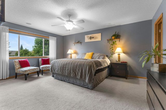 1122 Drew Drive, Woodbury, MN 55129