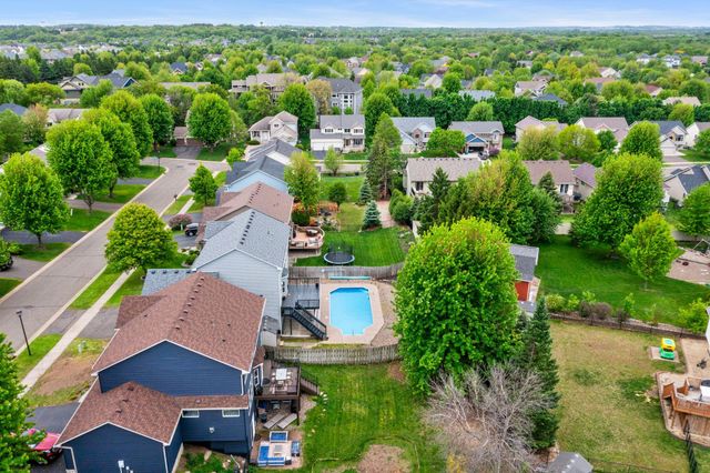 1122 Drew Drive, Woodbury, MN 55129