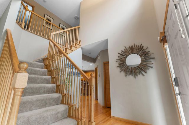 1122 Drew Drive, Woodbury, MN 55129