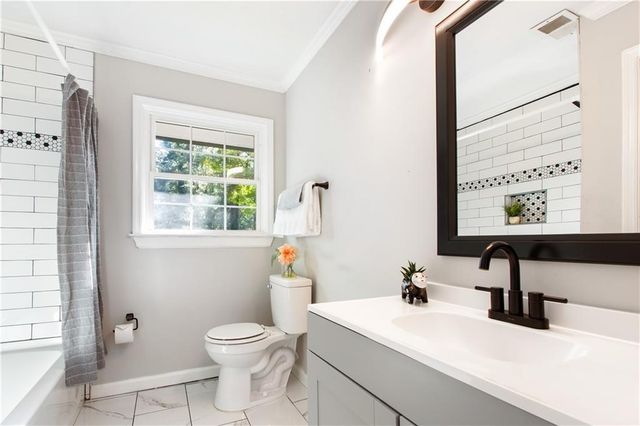 3215 Linden Garden Drive, Atlanta, GA 30349