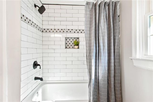 3215 Linden Garden Drive, Atlanta, GA 30349