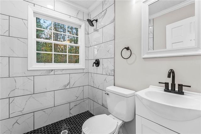 3215 Linden Garden Drive, Atlanta, GA 30349