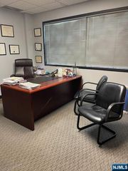 16 Arcadian Way, Paramus, NJ 07652