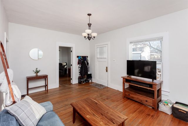 809 Wilson Avenue, Ames, IA 50010