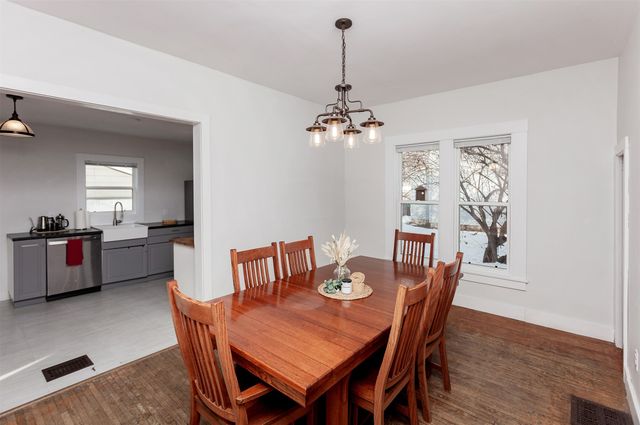 809 Wilson Avenue, Ames, IA 50010