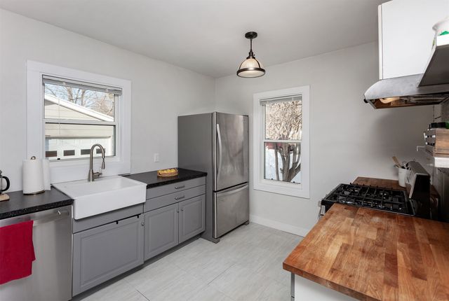 809 Wilson Avenue, Ames, IA 50010