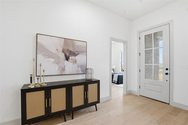 975 Hadley Lane, Tuttle, OK 73089