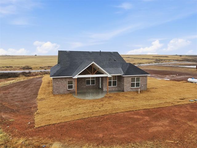 975 Hadley Lane, Tuttle, OK 73089