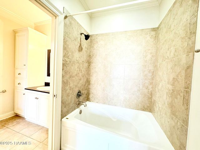 23 Courtyard Circle, Lafayette, LA 70508