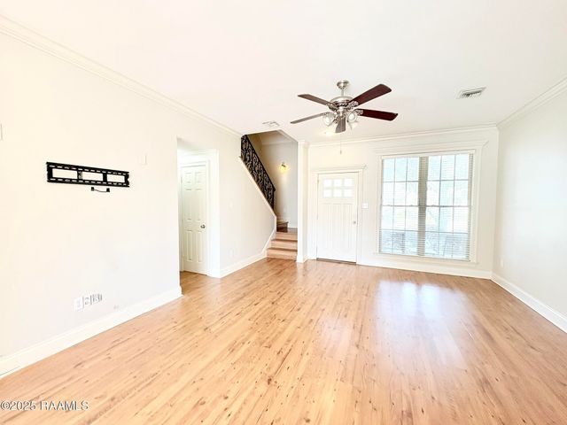 23 Courtyard Circle, Lafayette, LA 70508