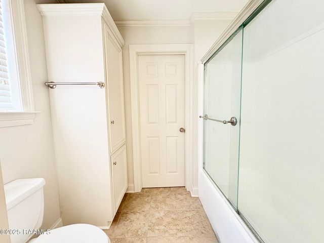 23 Courtyard Circle, Lafayette, LA 70508