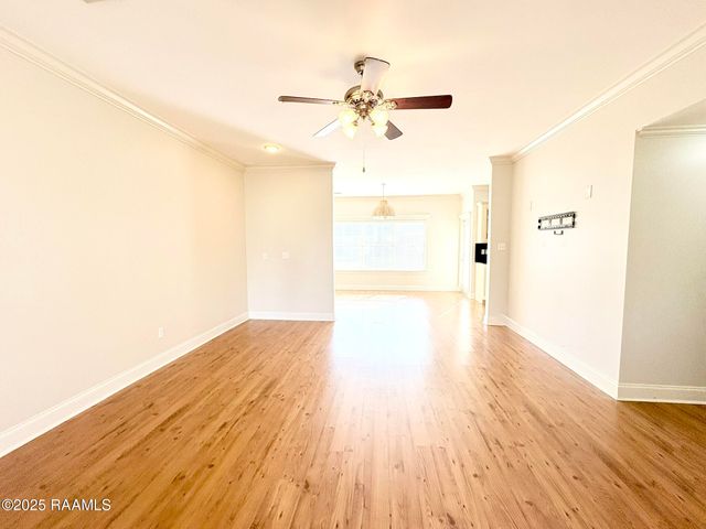 23 Courtyard Circle, Lafayette, LA 70508