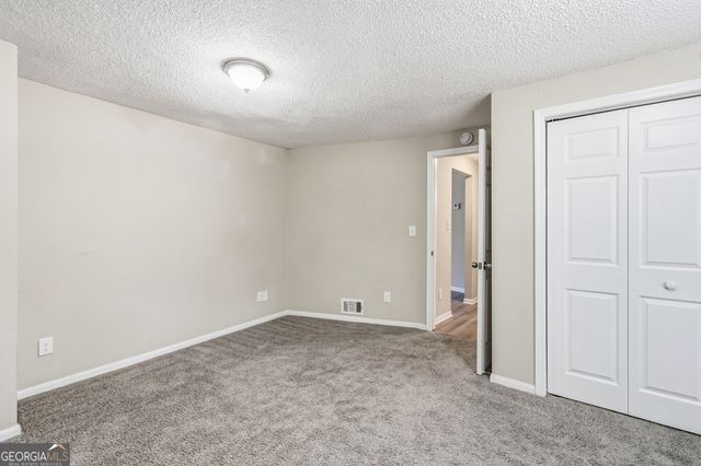 377 Windsor Farms Drive, Lawrenceville, GA 30046