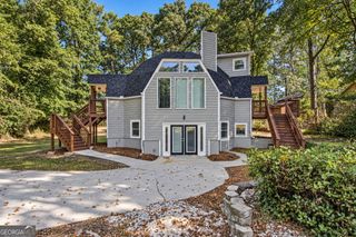 377 Windsor Farms Drive, Lawrenceville, GA 30046