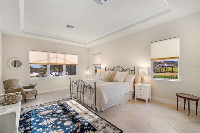 11427 LAKE LUCAYA DRIVE, Riverview, FL 33579