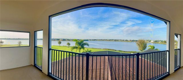 11427 LAKE LUCAYA DRIVE, Riverview, FL 33579