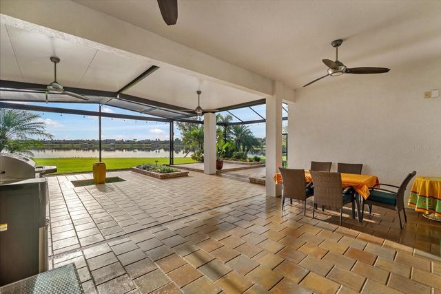 11427 LAKE LUCAYA DRIVE, Riverview, FL 33579