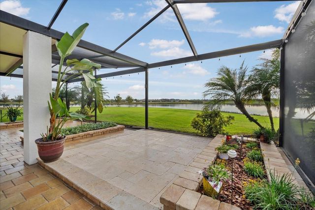 11427 LAKE LUCAYA DRIVE, Riverview, FL 33579