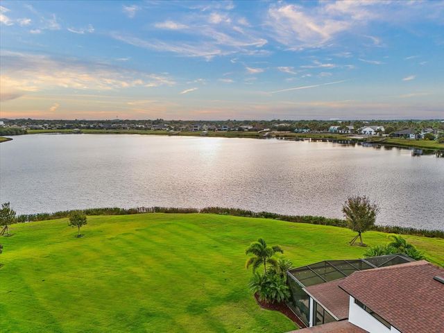 11427 LAKE LUCAYA DRIVE, Riverview, FL 33579