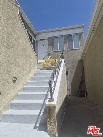833 16th Street C, Santa Monica, CA 90403